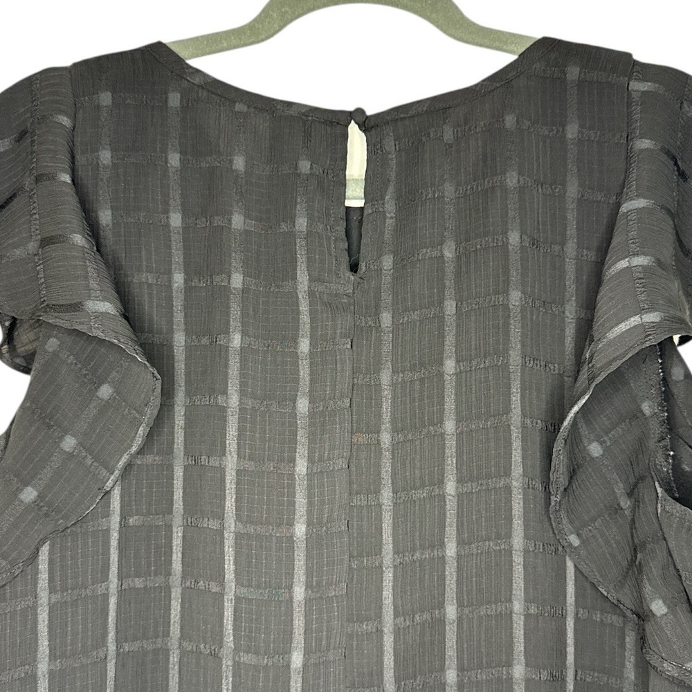 Elle Checkered Ruffle Blouse - Picture 5 of 5